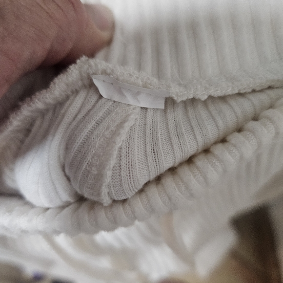 ALO Yoga cream white sz Large L sweatpants - Picture 4 of 4